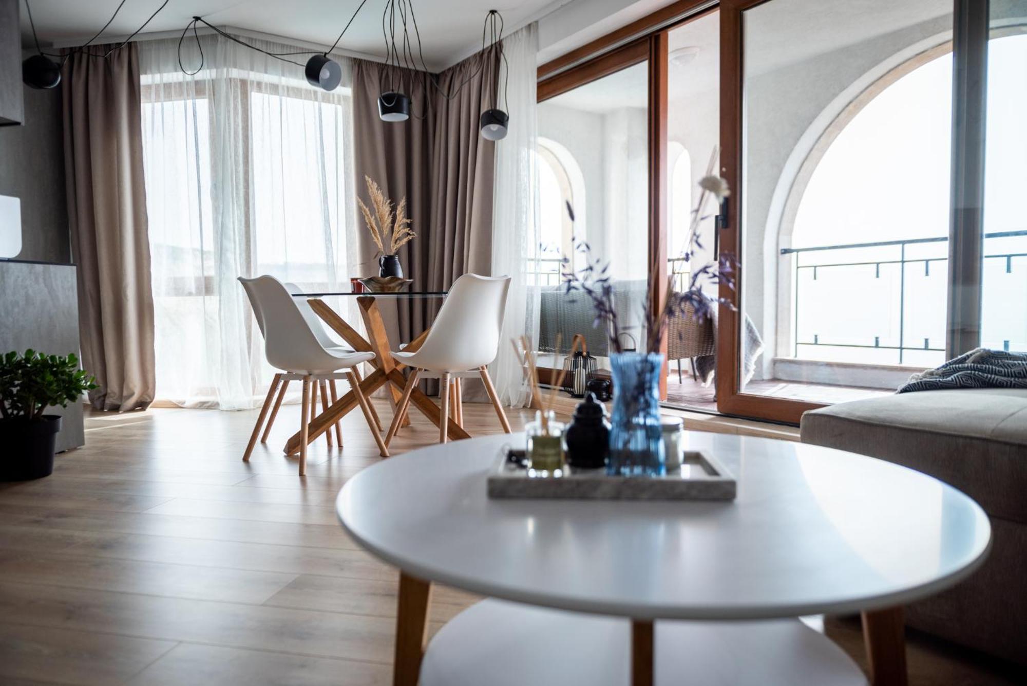 Queen'S Palace Balchik Apartment ภายนอก รูปภาพ