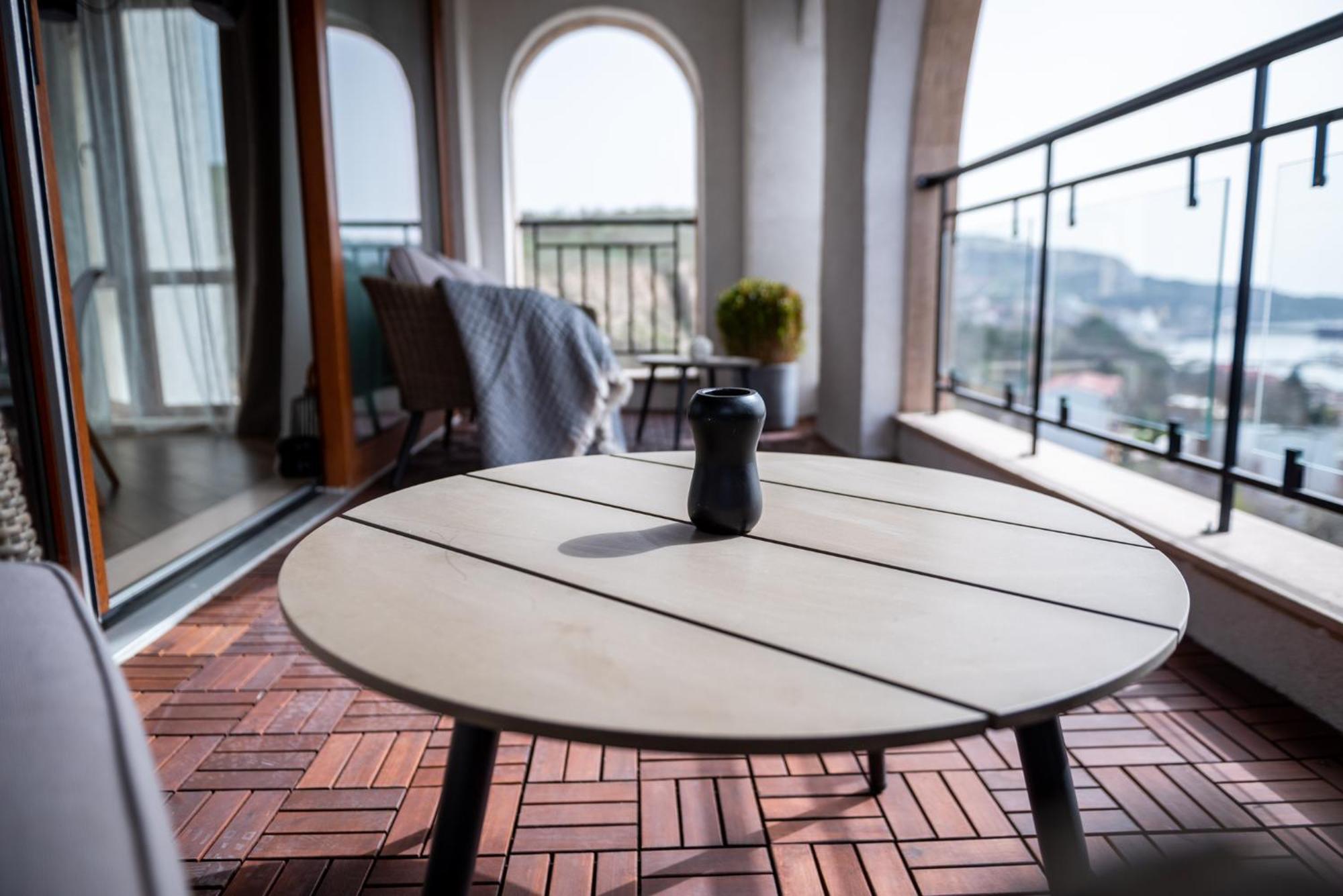 Queen'S Palace Balchik Apartment ภายนอก รูปภาพ