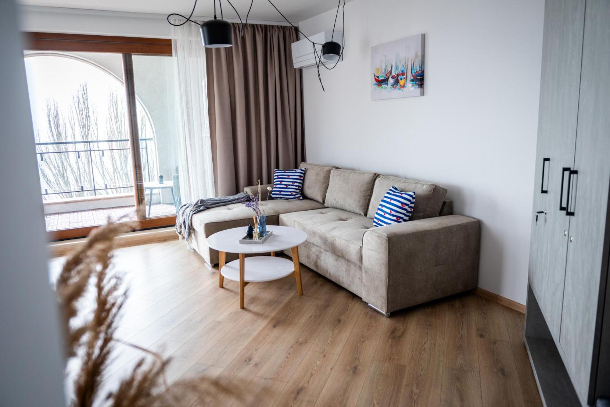 Queen'S Palace Balchik Apartment ภายนอก รูปภาพ