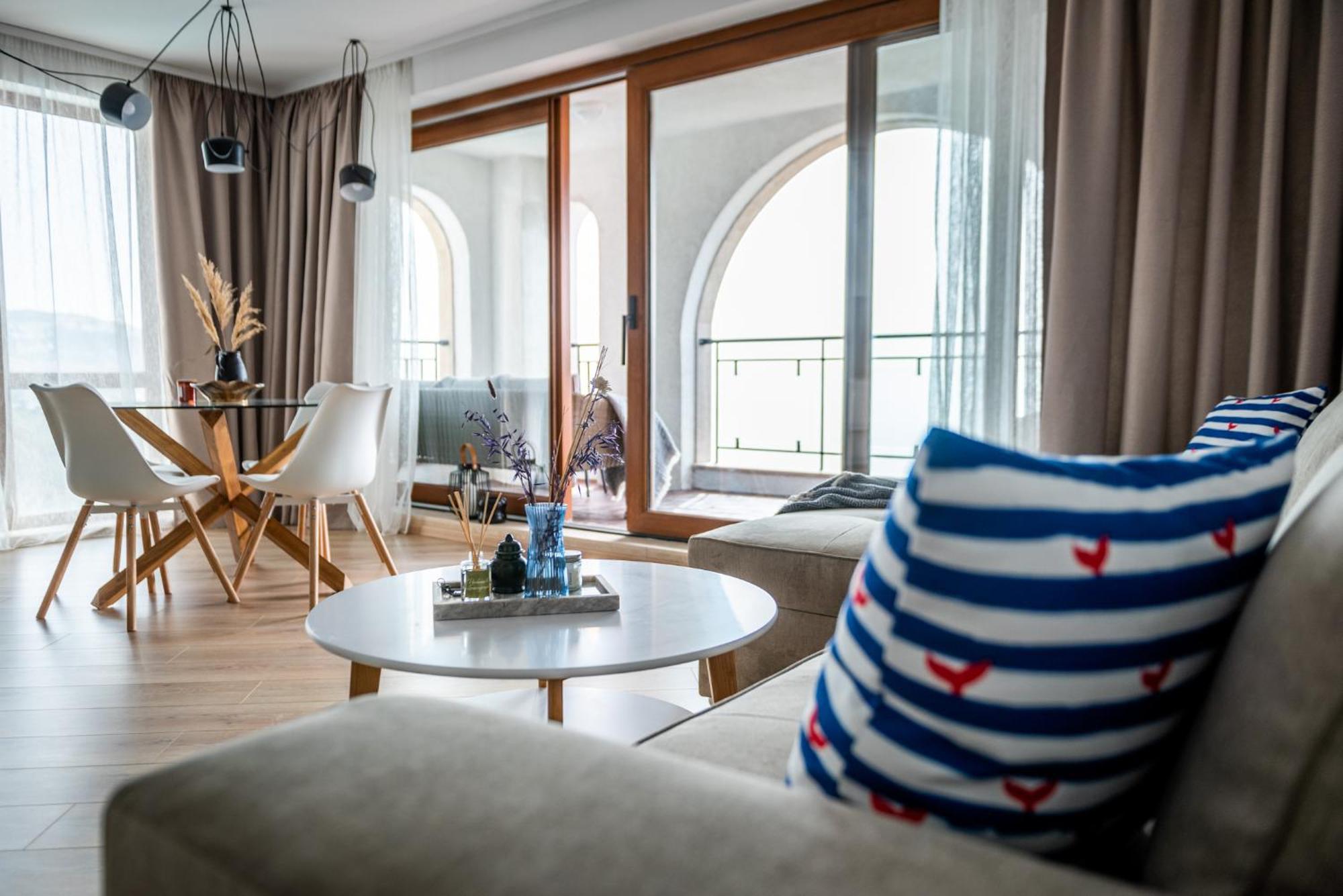 Queen'S Palace Balchik Apartment ภายนอก รูปภาพ
