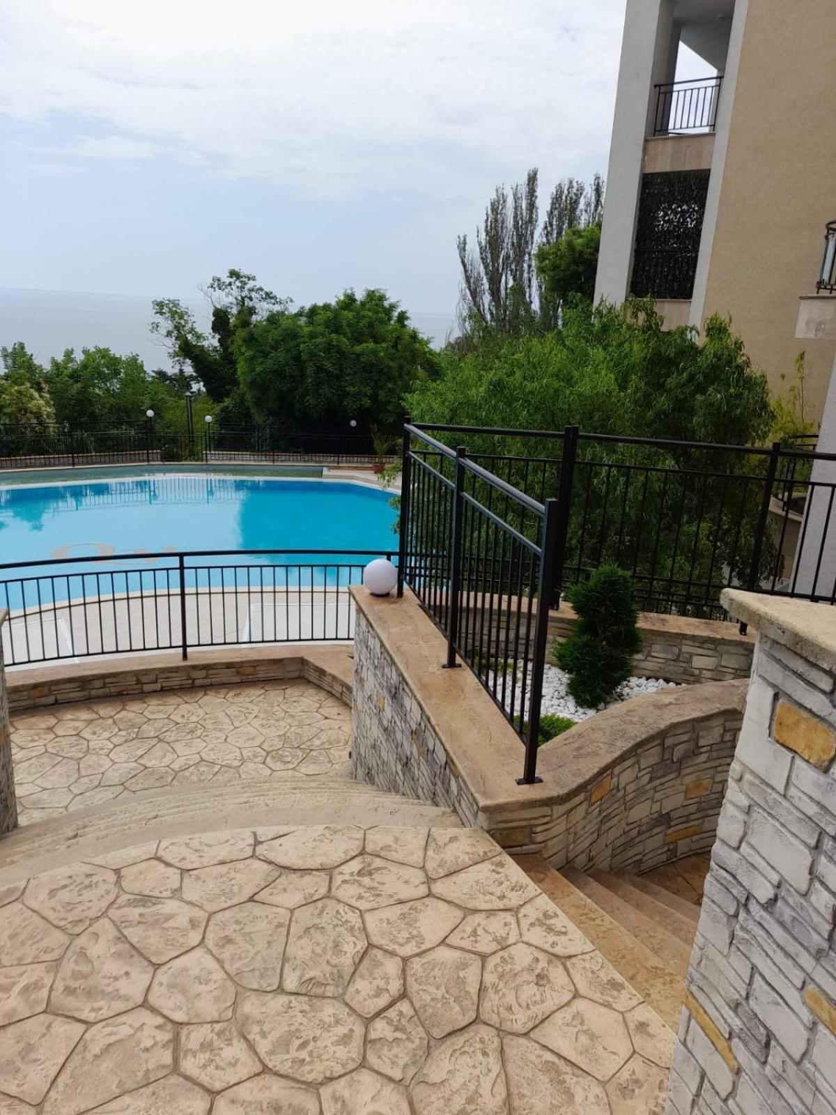 Queen'S Palace Balchik Apartment ภายนอก รูปภาพ