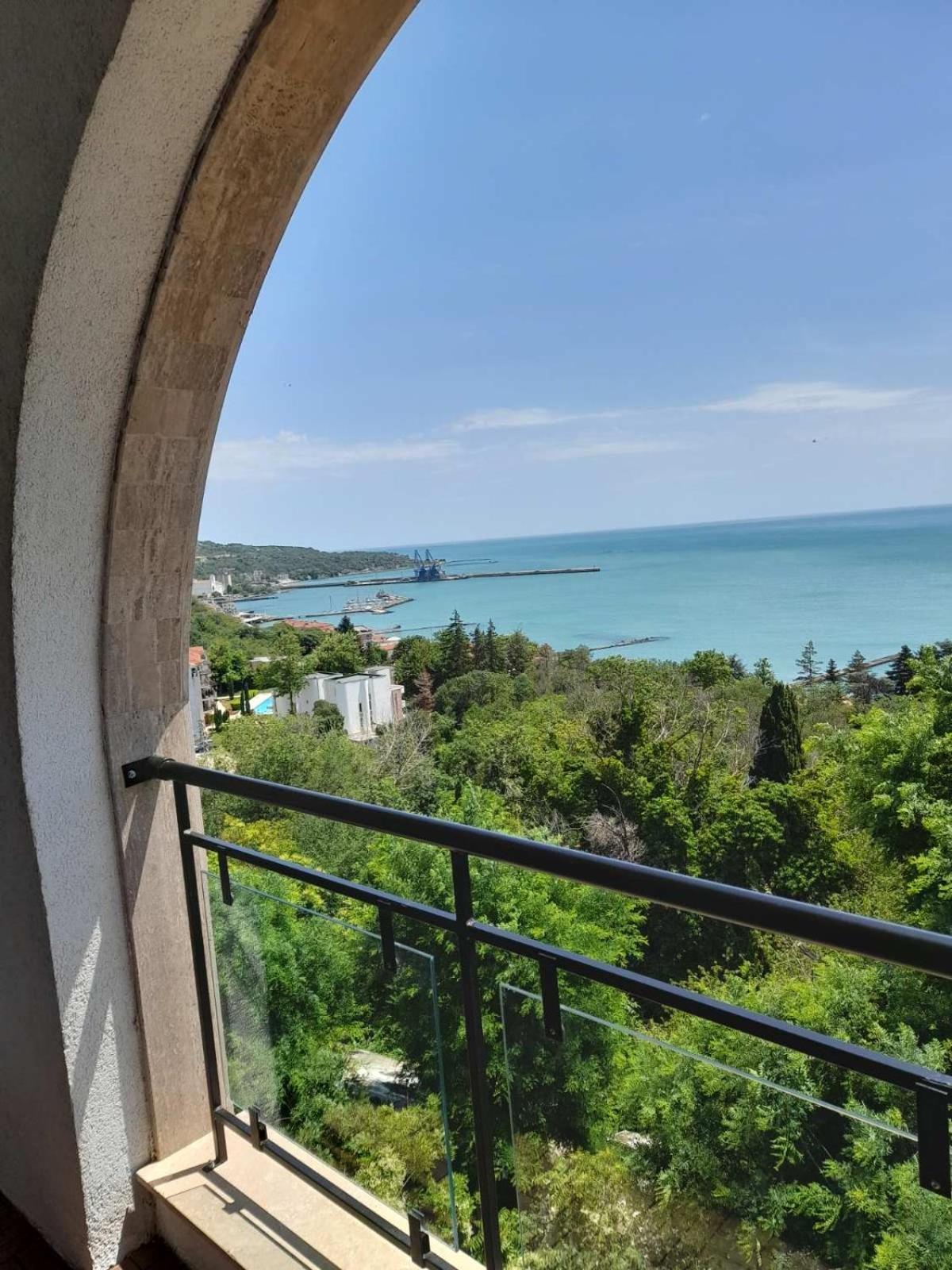 Queen'S Palace Balchik Apartment ภายนอก รูปภาพ